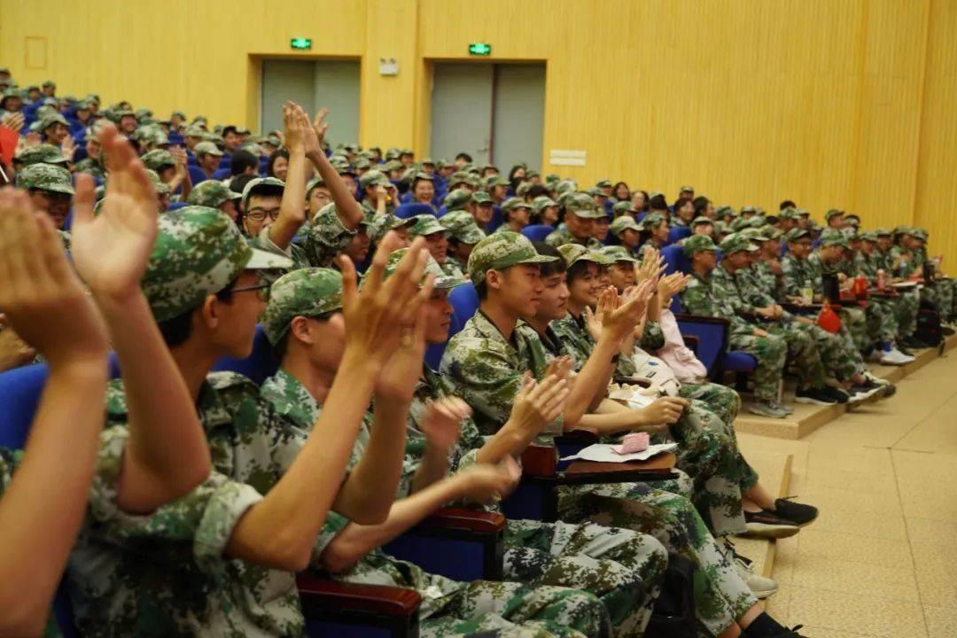 6天3400元 一张旅游支教证书就能成留学敲门砖?