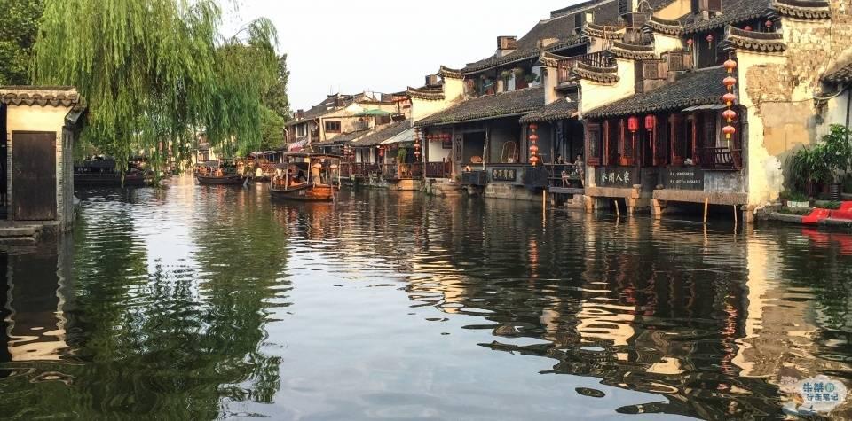 龙启新岁,淄博书法家在市陶琉馆组团送“福”